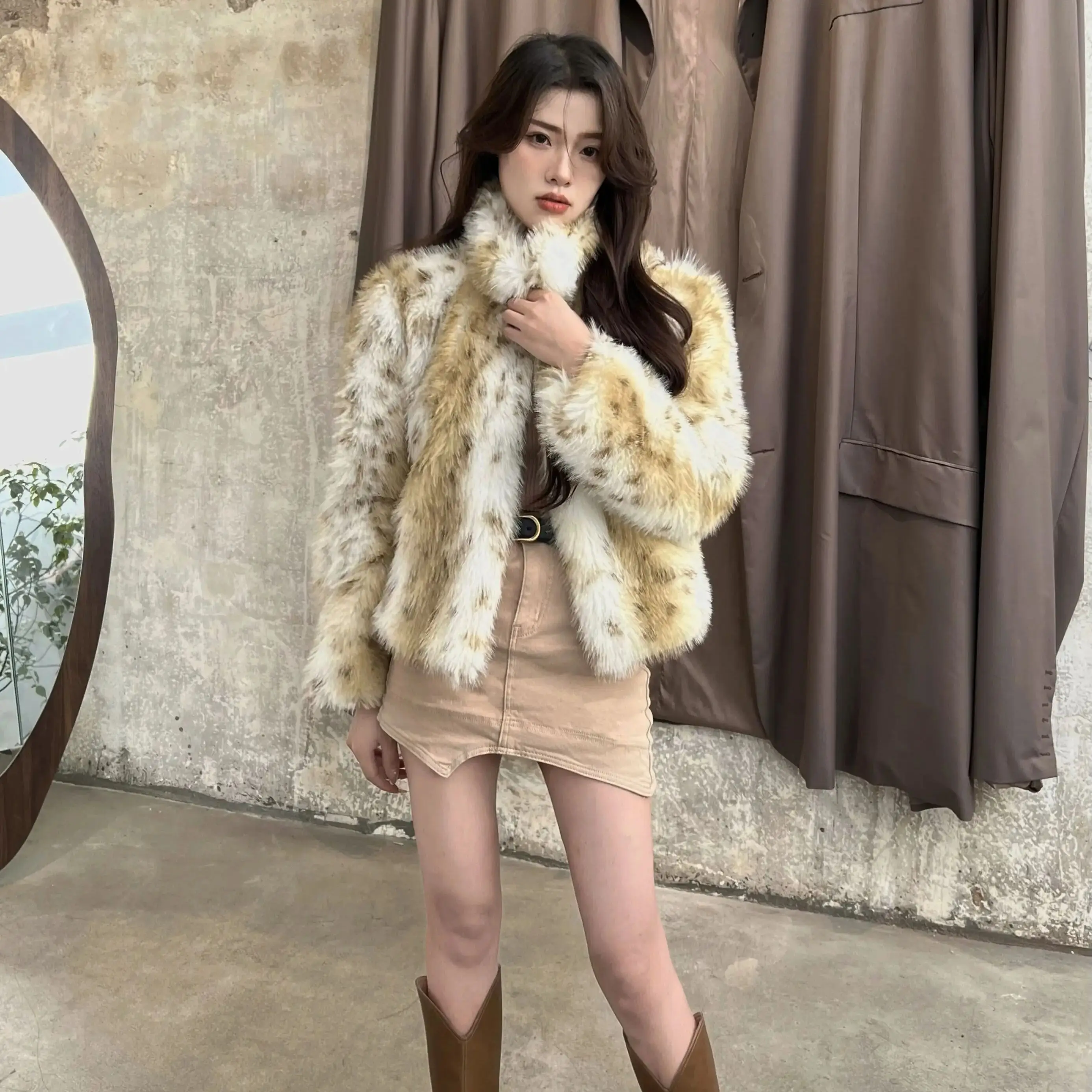 Mink Faux Fur Coat for Women Thick Warm Spotted Leopard Printed Vintage Short Fluffy Jacket Eco Fur Coat Winter Overcoat Female