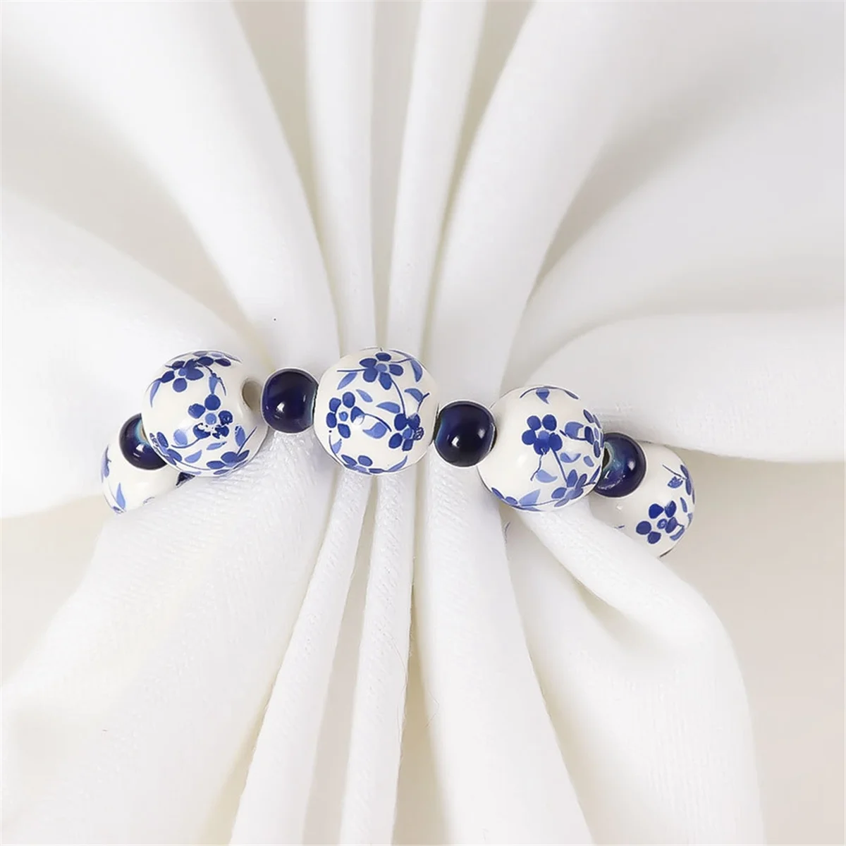 10PCS Ethnic Style Hand-Painted Blue White Beads Napkin Ring Home Table Decoration Napkin Buckle Hand Drawn Napkin Ring