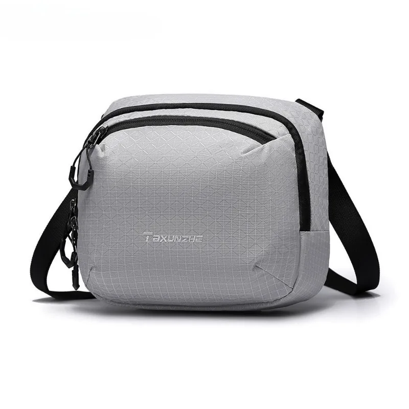 

Summer new small shoulder bag with multiple compartments, durable and sporty