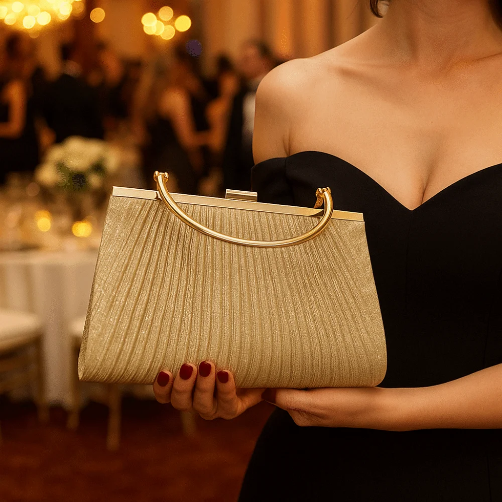 

Large Capacity Fashionable Women Evening Handbag Luxury Glitter Banquet Bag Pleated Elegant Wedding Clutches Bag Female