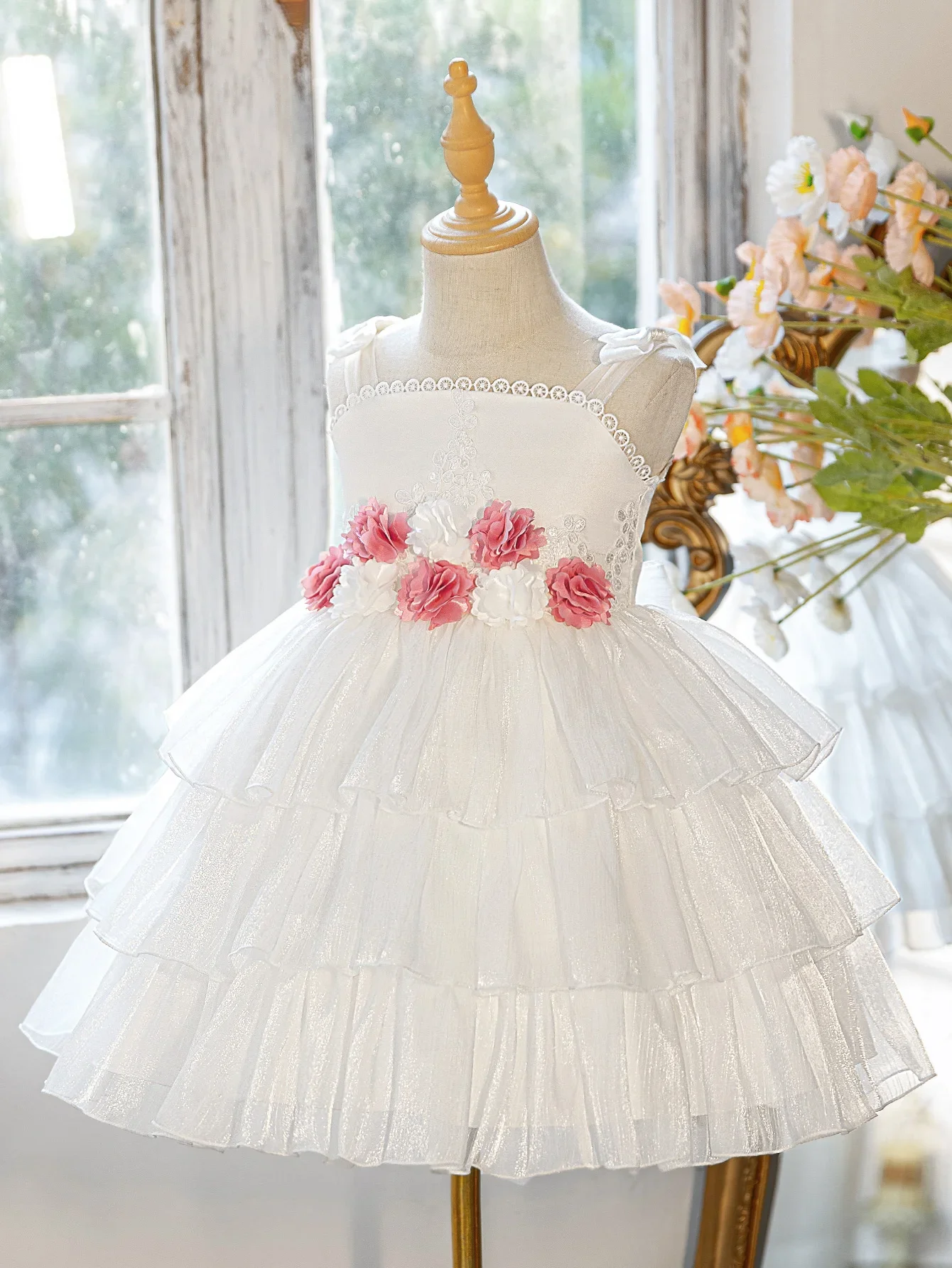 White Tulle Flower Girl Dress, Sleeveless, Layered Ruffle Skirt, Pink Floral Decor, Princess Style for Wedding/Party