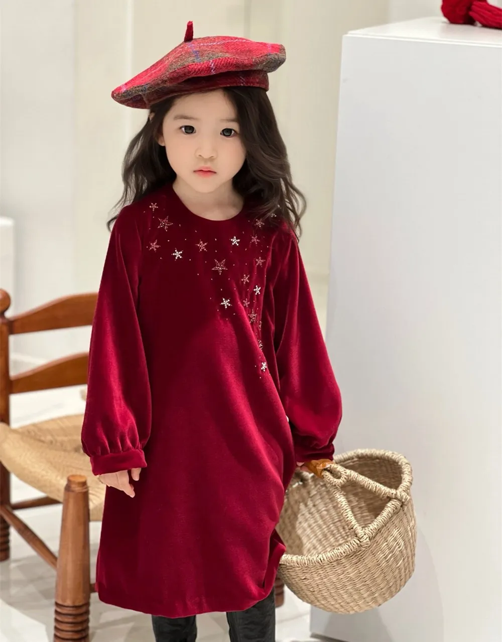 kids girls clothes girls party dresses red velvet fabric High quality star embroidered girls' dress baby dress