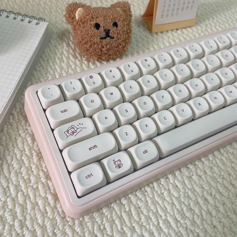 Bear Cat Beige Keycaps with Black Small Font PBT MOA Profile Key Caps for Mechanical Keyboard 60 75 80 100 Layout Cute Accessory
