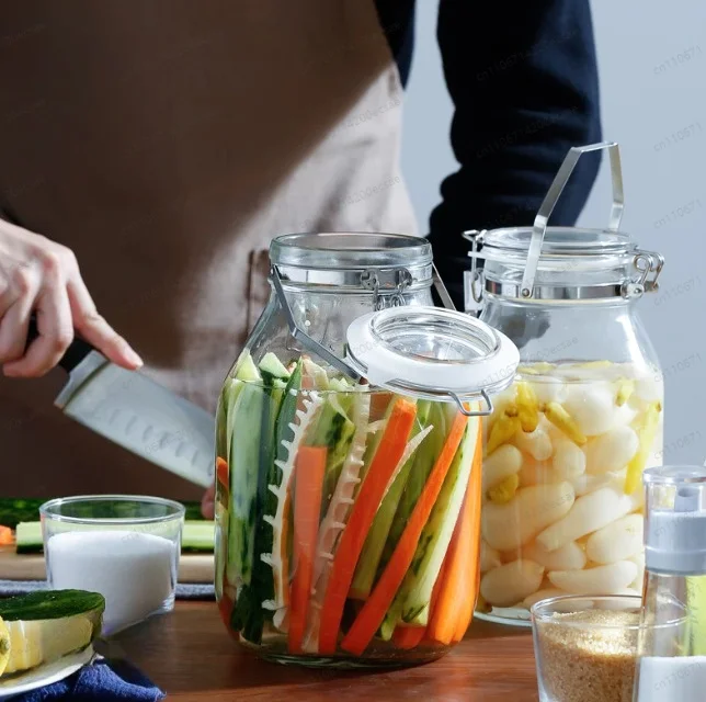 Imported hand-brewed plum wine bottle, green plum wine sealed jar, sparkling wine, kimchi glass bottle