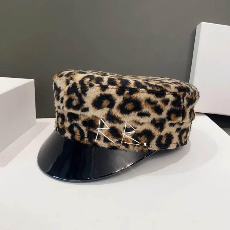 New Arrival Brand Designer Women Winter Hats Wool Leoprint Newsboy Caps Flat Top Baker Boy Cap