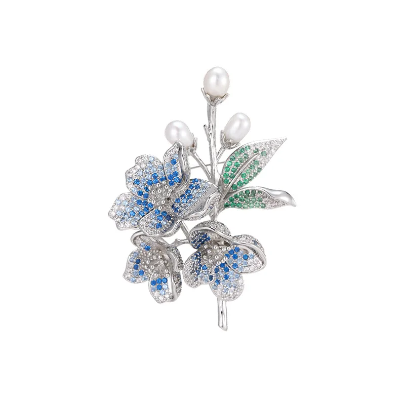 A high-end, luxurious and elegant flower brooch for women, a fashionable and light luxury overcoat suit, and a evening brooch