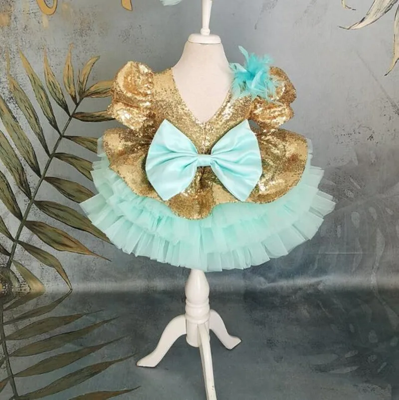 

Mint Tulle Gold Sequin Baby Frock Ruffles O Neck Girls Pageant Dress Little Kids Birthday Dress Baby Party Gowns