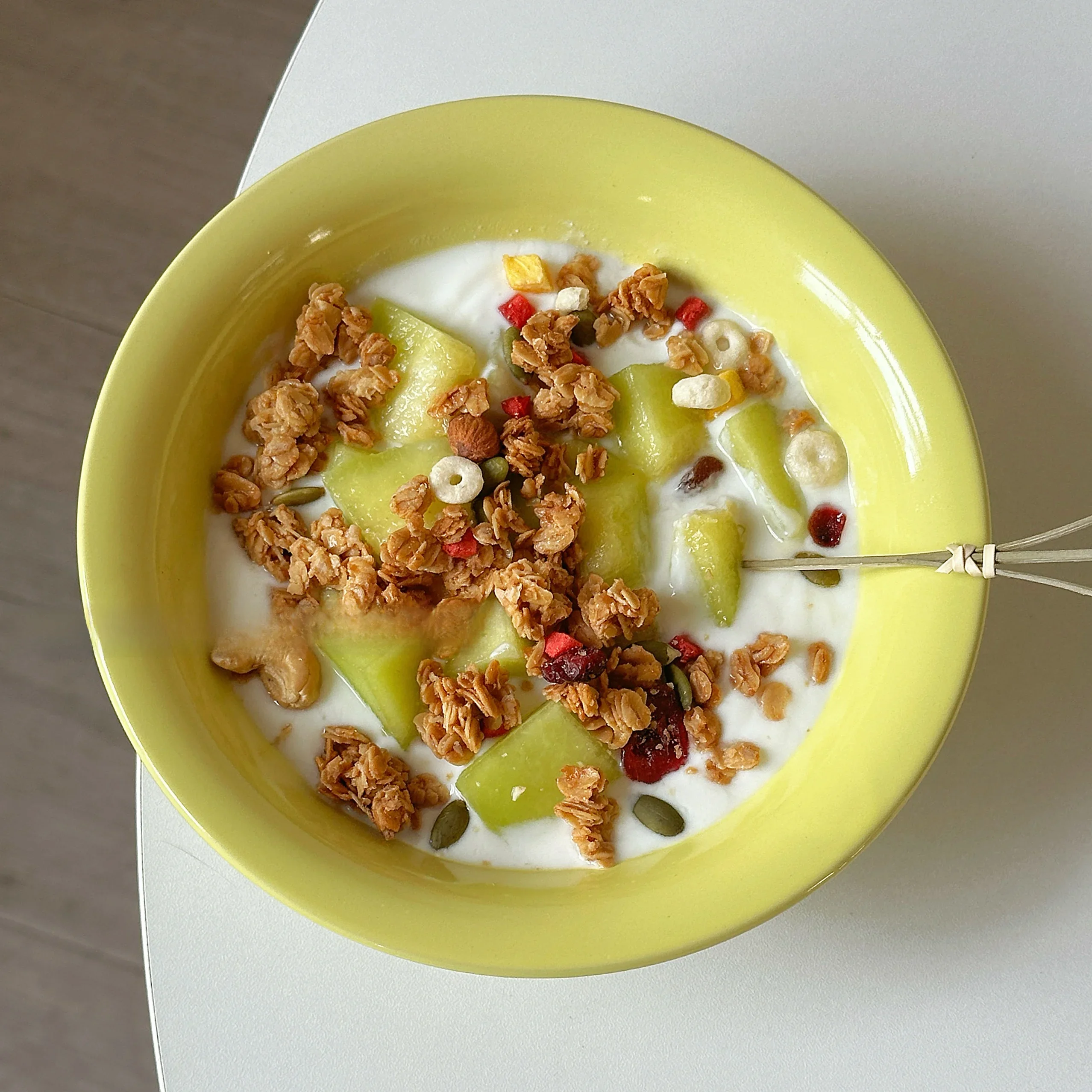 Ceramic Dessert Bowl Pure Color Home Use Dining Utensils High Aesthetic Value Small Batch Yogurt Breakfast Salad Bowl