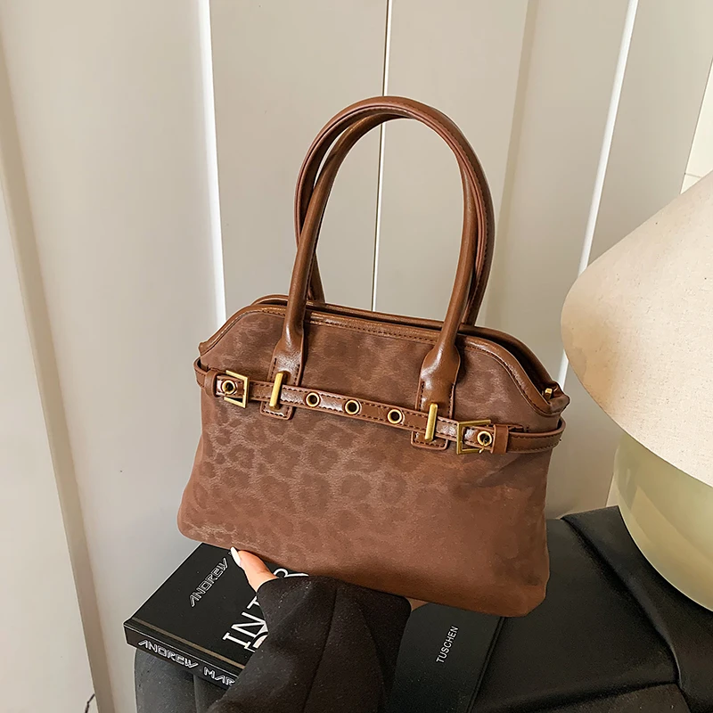 

Trendy Vintage Exquisite Sueded Women Handbag Shoulder Bag Large Capacity Leopard Print Design for Daily Use Outings Travel