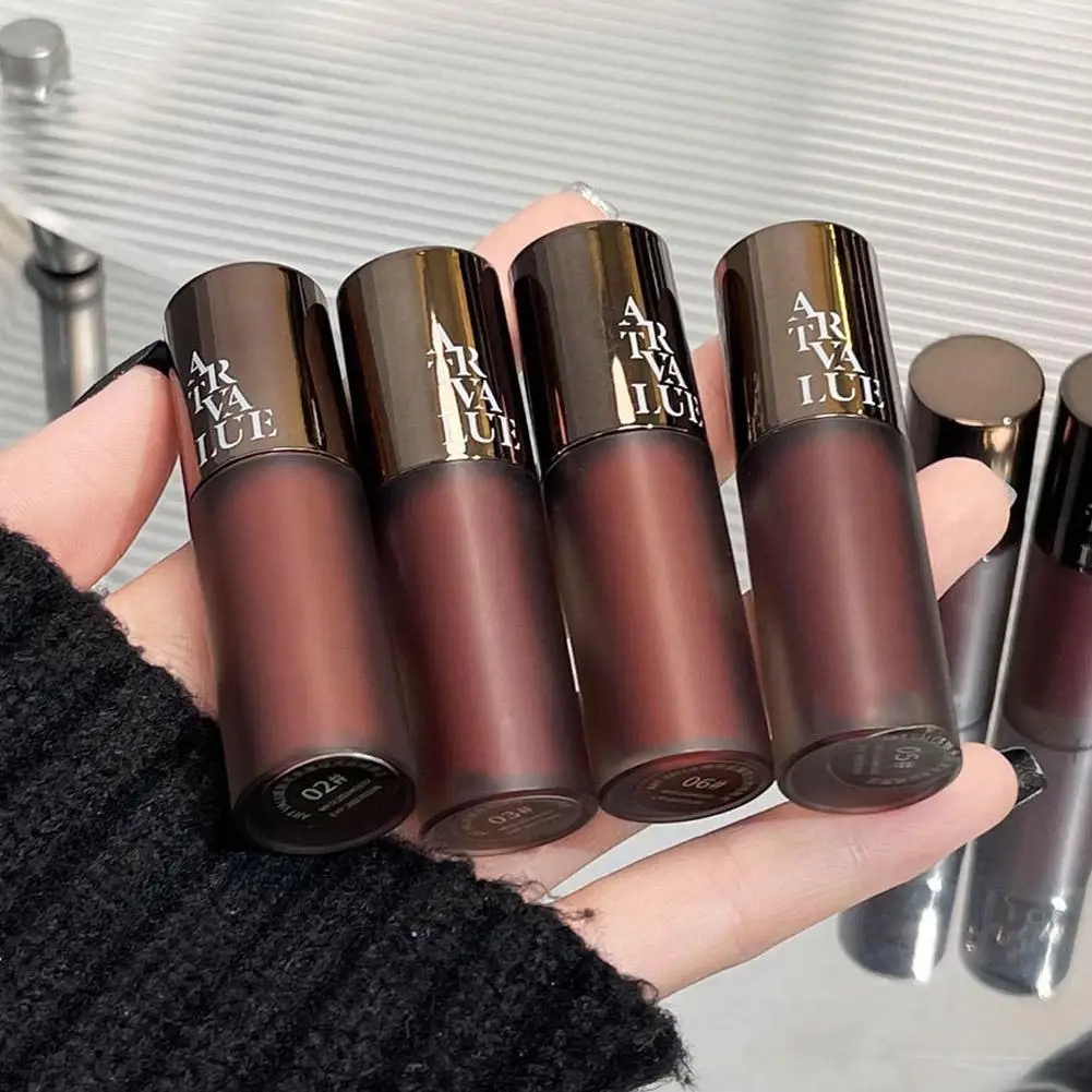 Art Value Rossetto punk (fango labbra opaco) Superficie nebulizzata Non asciugatura Abbigliamento comodo 6 colori per uso quotidiano/festa Durevole Adatto a Wome T5J1