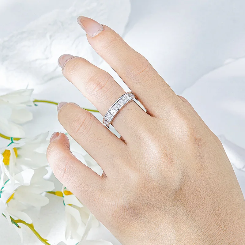 كامل مويسانيتي D اللون VVS الأميرة الماس المرأة خاتم مربع S925 خاتم فضة مطلي الذهب الأبيض خواتم مجوهرات للنساء