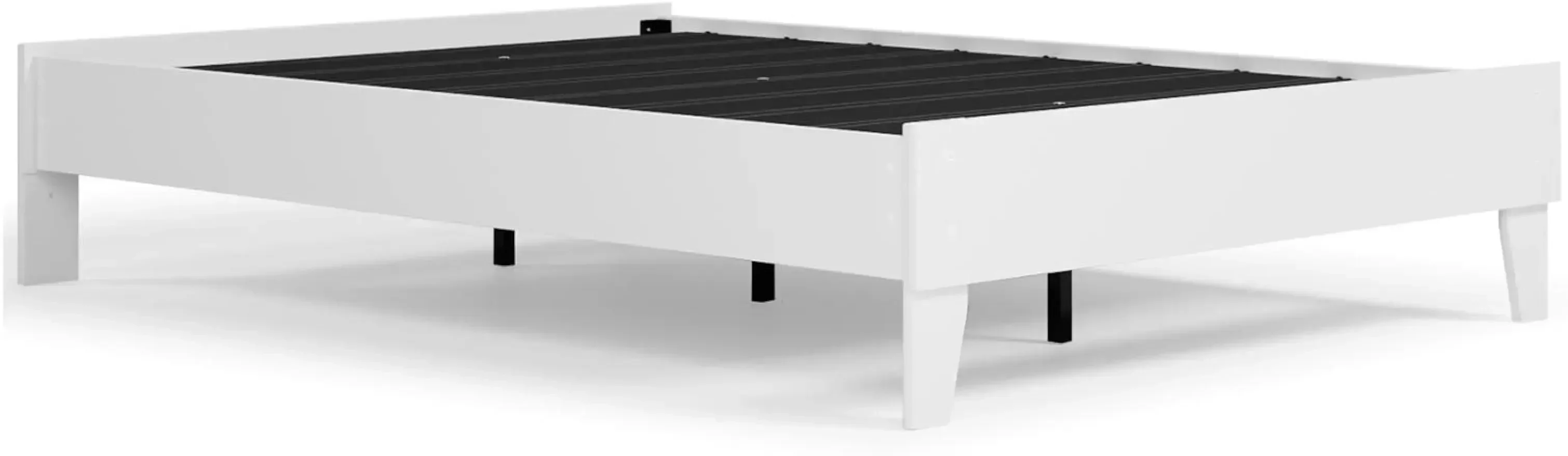 Signature Design by Ashley Piperton Modern Casual Youth Platform Bed Frame, Full, White