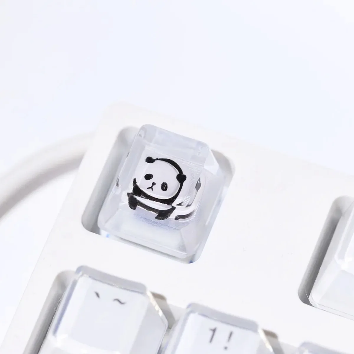 Handmade diy resin drop glue cartoon Panda key cap Cross shaft mechanical keyboard key cap 4pcs