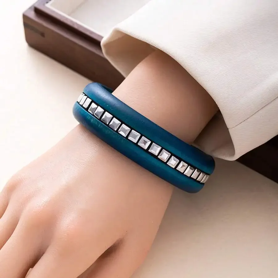 

Wooden Bangles With Inlaid Rhinestones, Retro Style Wrist Accessory For Adults