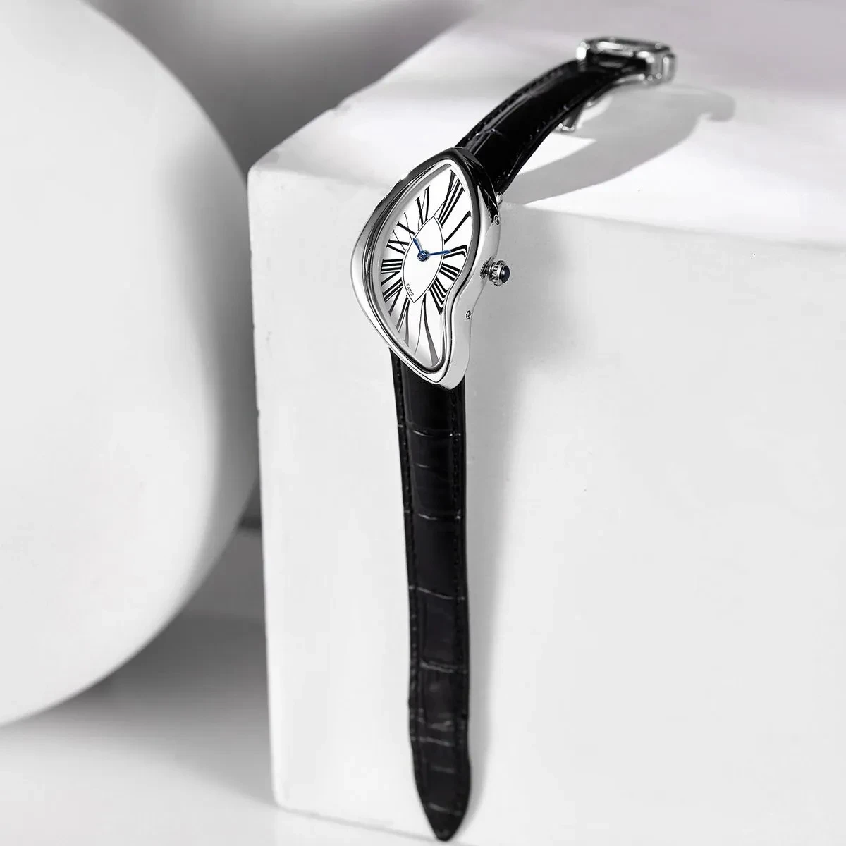 ساعة كوارتز فاخرة للرجال ريترو كاش الإبداعية ذوبان الملتوية ساعة رجالية غير منتظمة حافظة جلدية الفولاذ المقاوم للصدأ الرجال Y2K