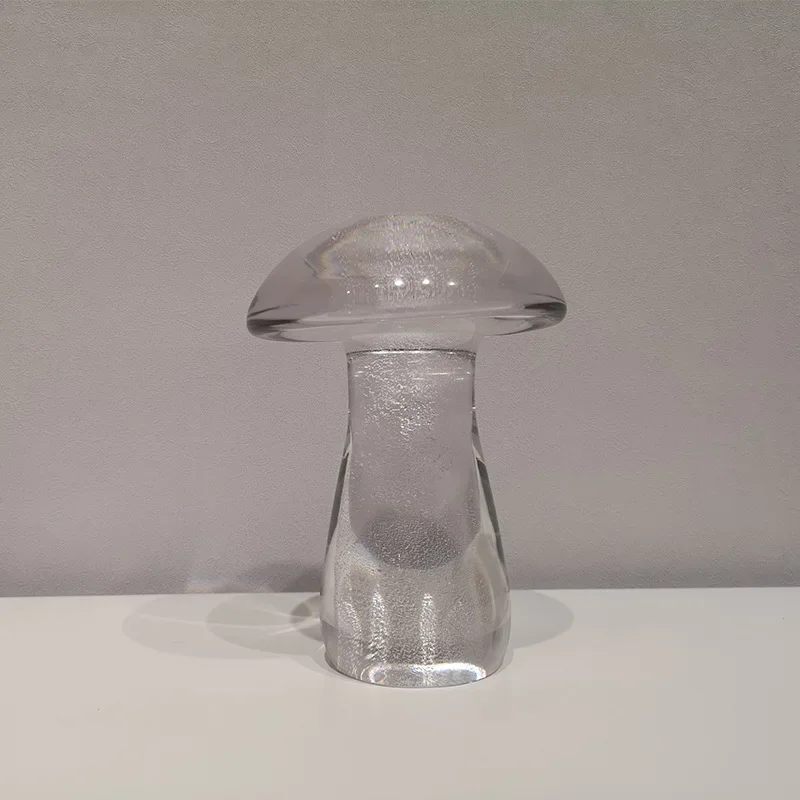 Moderno lusso leggero e trasparente, desktop a forma di fungo in vetro fatto a mano in cristallo, camera dei bambini, ornamento di gioielli smaltati