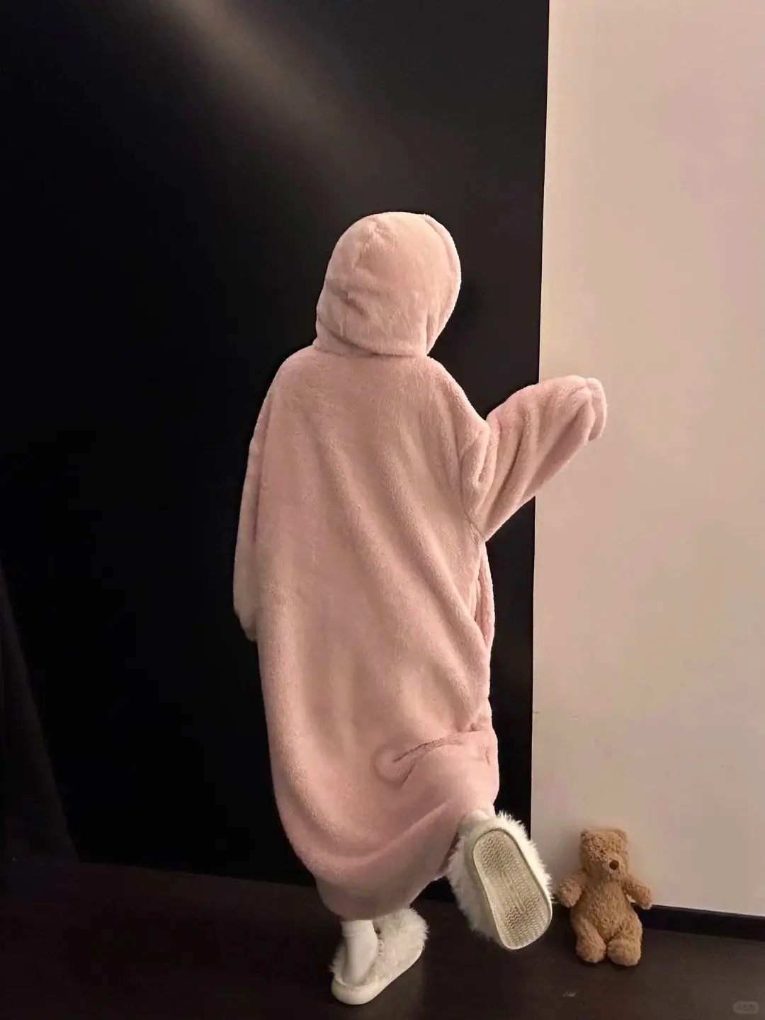 رداء Hello Kitty النسائي لشتاء 2025 من الصوف المرجاني قطيفة كاواي ملابس نوم مريحة ورائعة ملابس منزلية ناعمة ودافئة #6