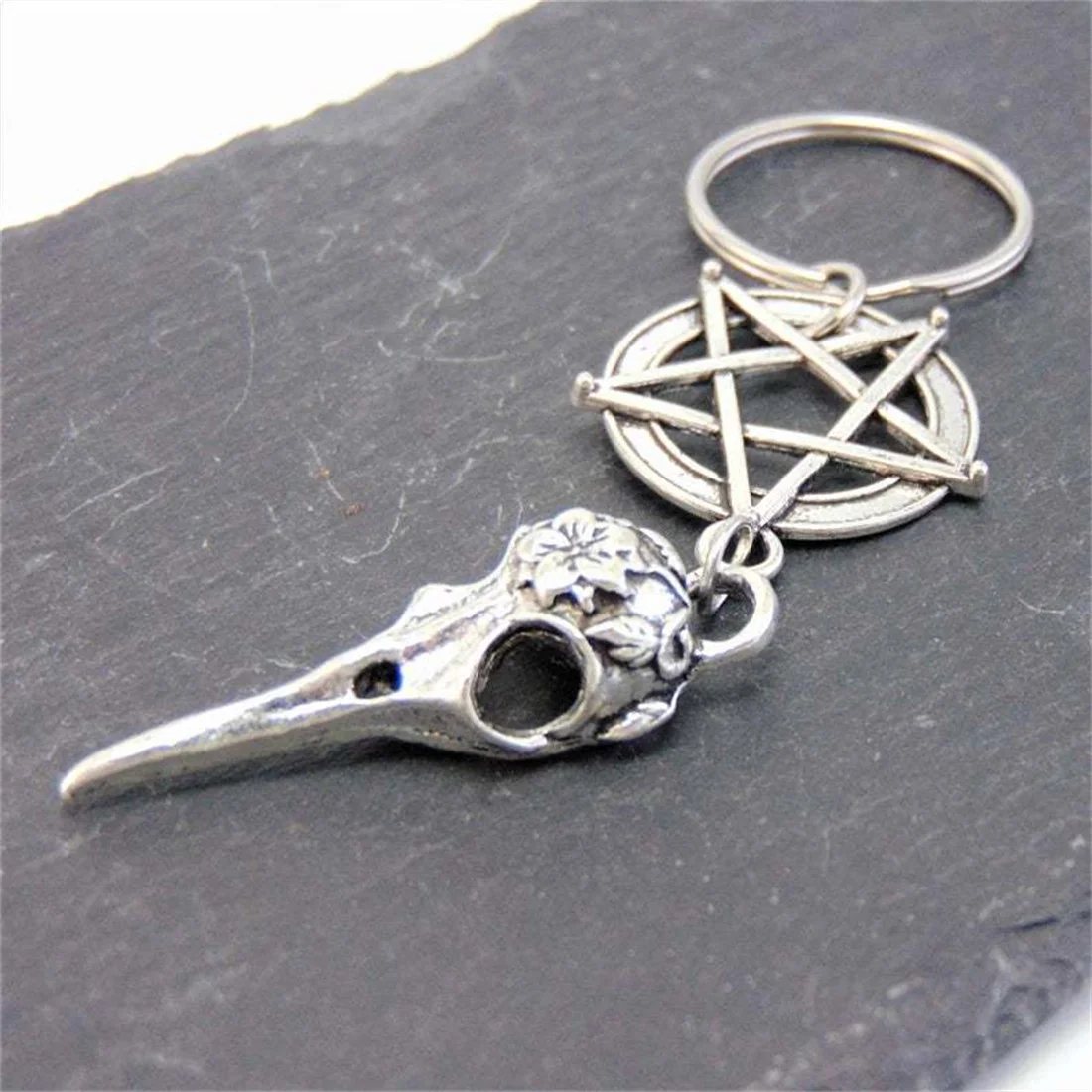 الجمجمة الغراب الجمجمة الطيور رئيس الخماسية نجمة المفاتيح الشرير القوطية هالوين المفاتيح