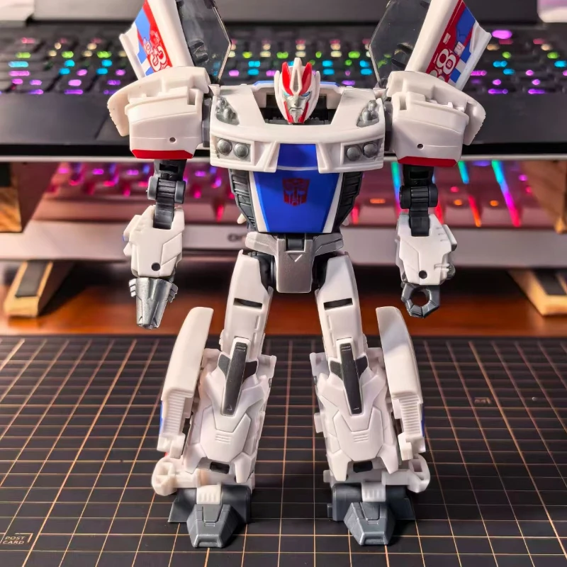 

Абсолютно новый, в наличии, Трансформеры Смокскрайн, модель робота из фильма, подарок на день рождения, коллекционная фигурка