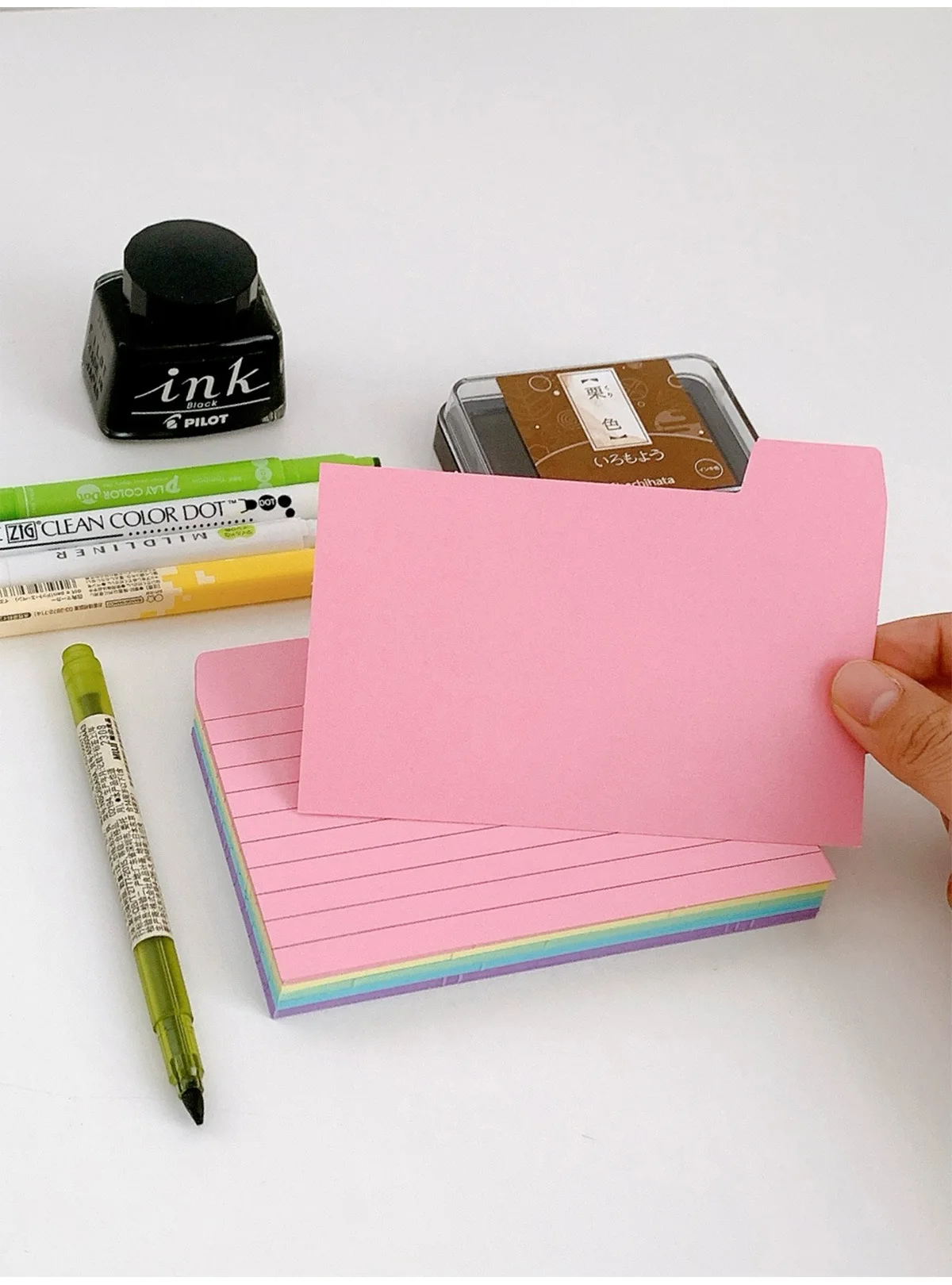 50 Stück Index-Etikettenpapier mit Laschen – 5 Farben, 7,6 x 12,5 cm (2,99 x 4,92 Zoll), 220 g/m2 dick, doppelseitig beschreibbar für einfaches Sortieren – Detail 3