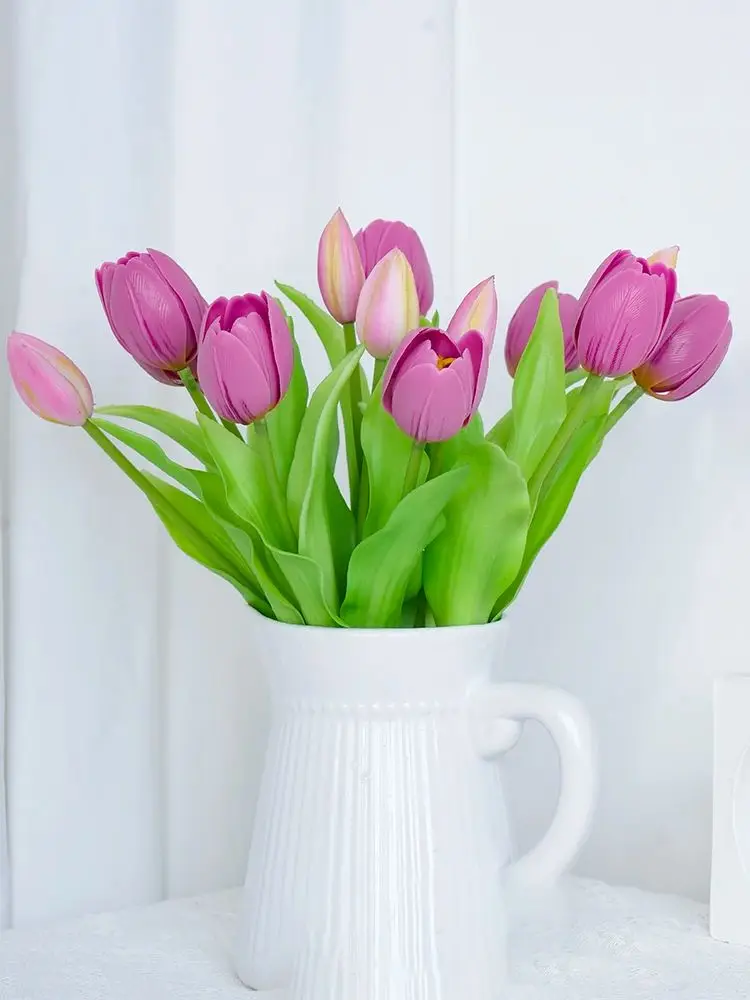 5 stks Kunstmatige Tulp Boeket Siliconen Nep Bloemen Feestdecoratie Woonkamer Tafel Middelpunt Bloemstuk Decoratie - afbeelding 2