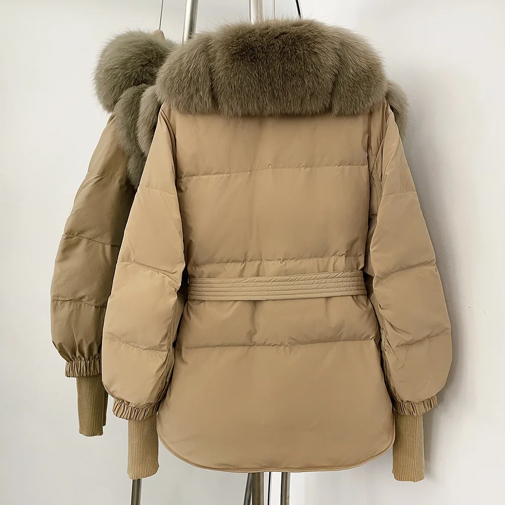 الطبيعية الكبيرة الثعلب الفراء طوق أسفل سترة للنساء 2025 الشتاء الدانتيل متابعة حزام الفراء الحقيقي طوق الإناث الدافئة الأبيض بطة أسفل معطف قصير