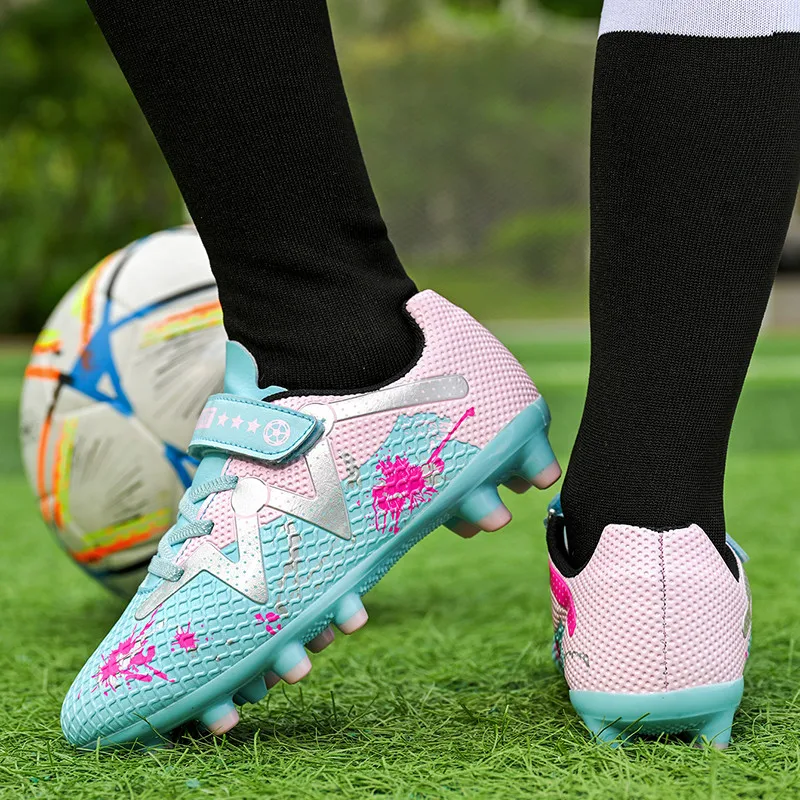 Hot Sale Fashion Children's Soccer Shoes Size 28-38 Breathable Football Cleats Teenager Lightweight Futsal Training Shoes Kids