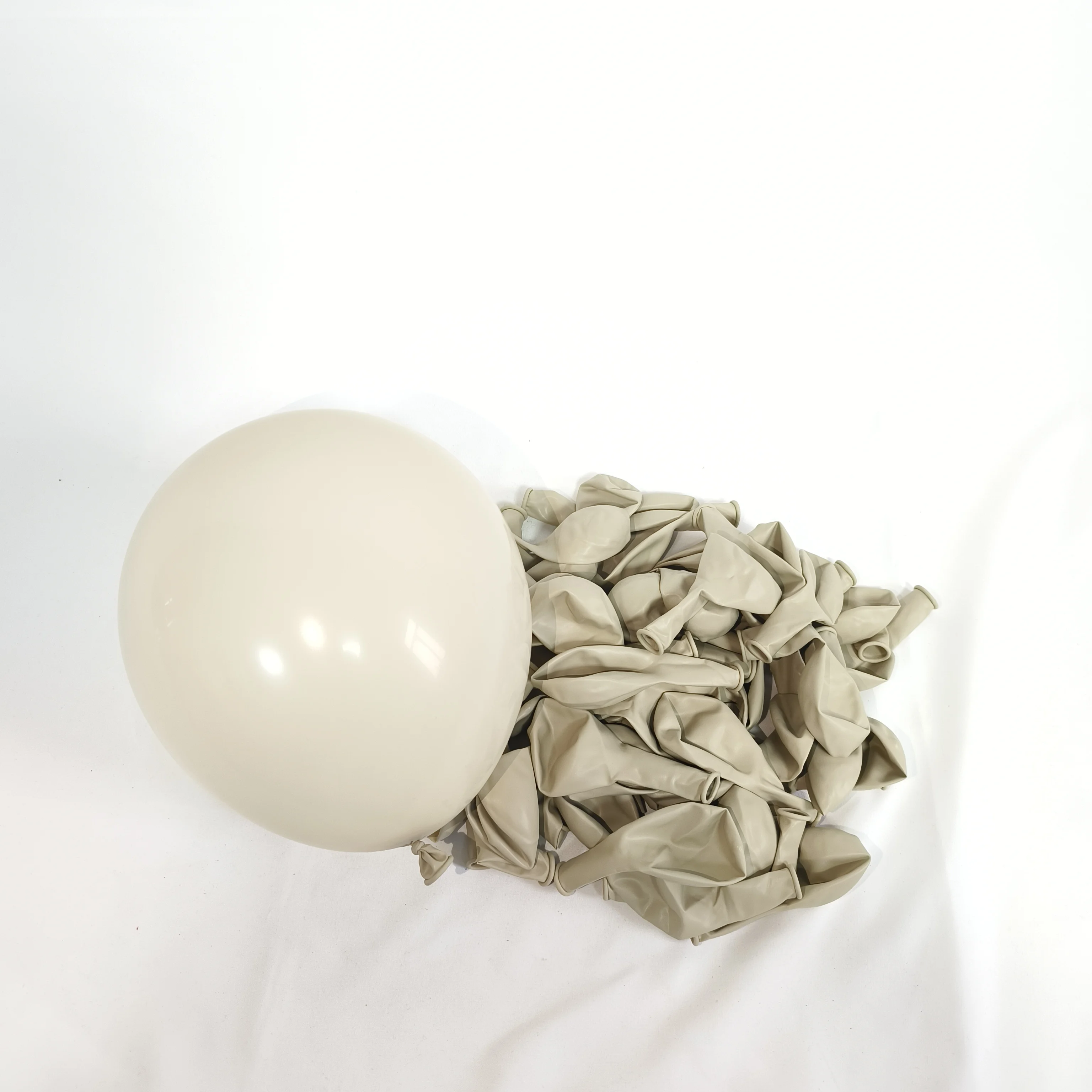 Sandweißes Latex-Partyballon-Set, herzförmige Aluminiumfolienballons, Muttertag, Geburtstag, Hochzeit, Saison, Babyparty-Dekoration – Detail 5