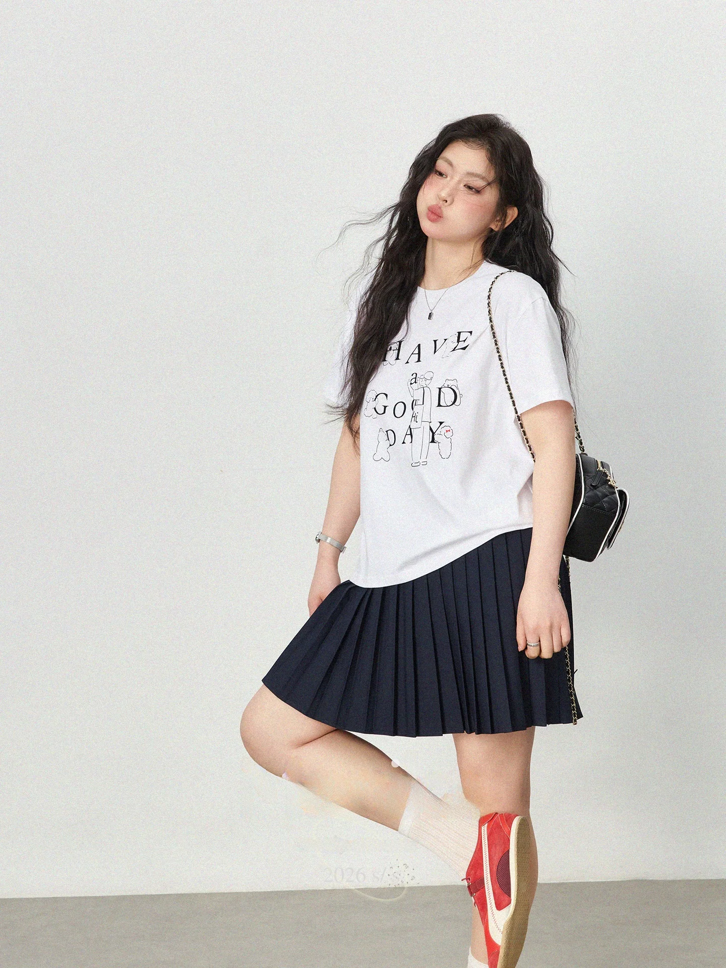 

Женская футболка больших размеров с коротким рукавом, летняя, новая, с принтом, свободного кроя, стройнящая, повседневная, хлопковая, с круглым вырезом, базовая модель, подходит всем