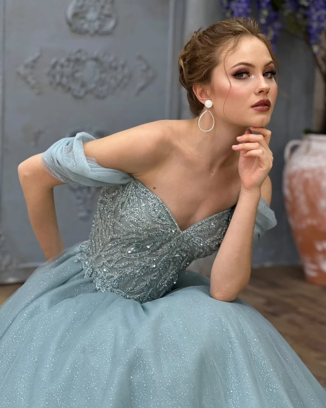 

Sparkly A-Line Wedding Dresses Sweetheart Rhinestones Tulle Evening Party Gown Vestido De Noiva Court Train Customized