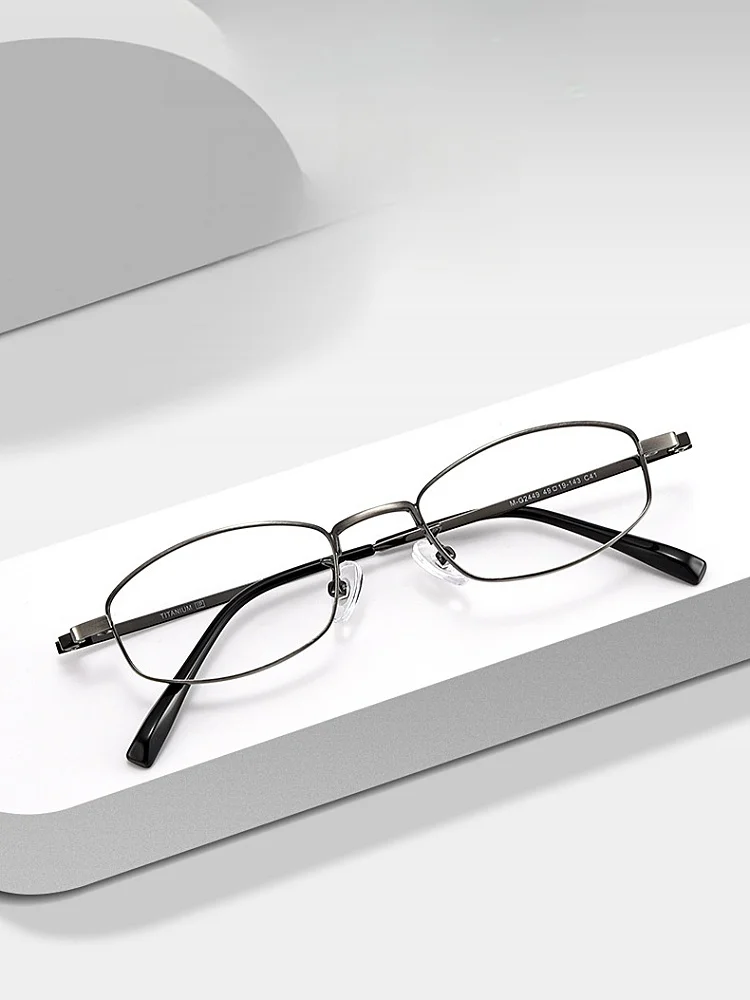 Ultraleichte Titan kleine Rahmen hochwertige Männer und Frauen Brille Rahmen Licht Luxus optische Brille Rahmen g2449 – Detail 2
