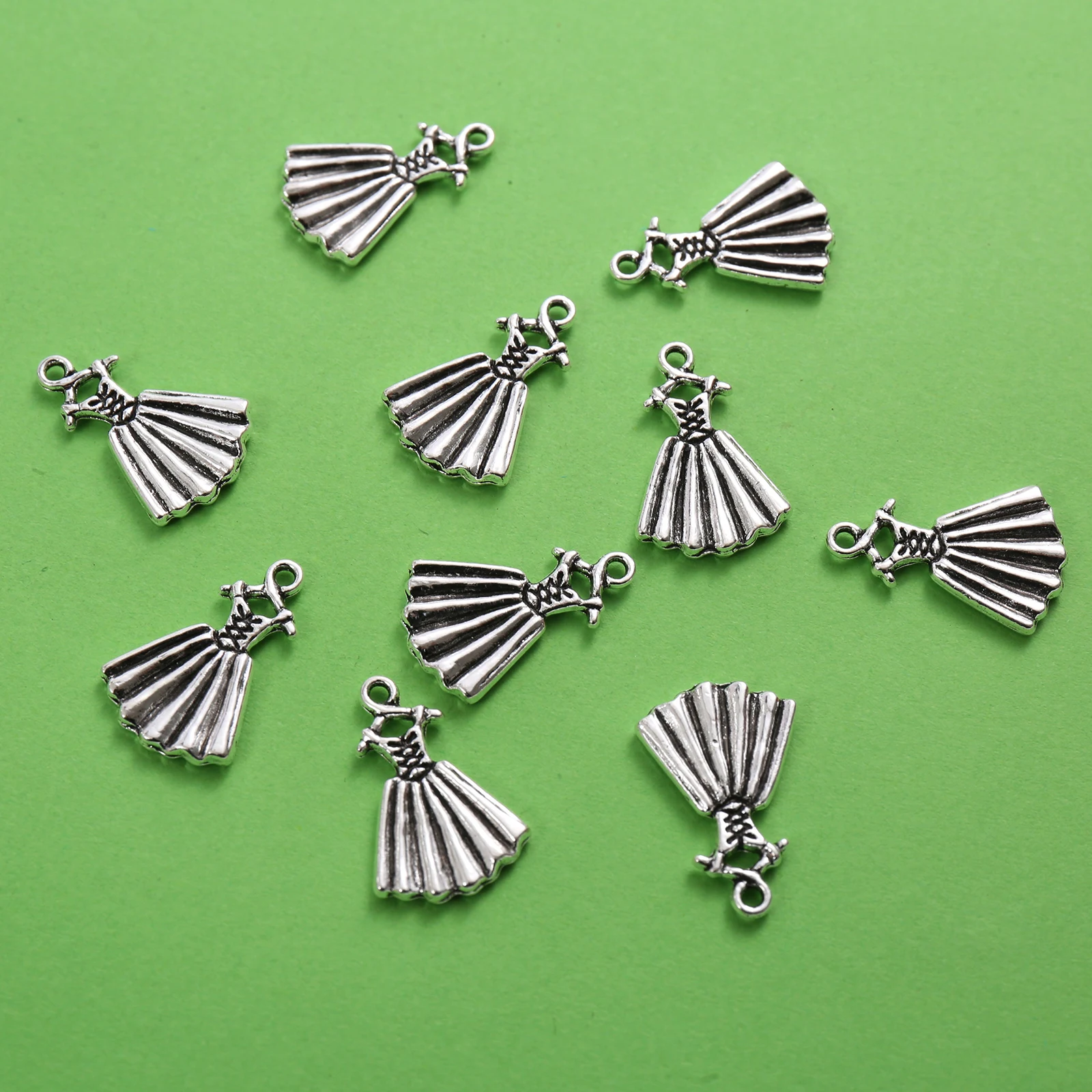 15-Piece Set of Skirt Charms, Vintage Distressed Suspender Dress Mini Skirt Pendants, Suitable for DIY Bracelets, Necklaces, Earrings, and Elegant Clothing Handmade Beaded Jewelry Accessories