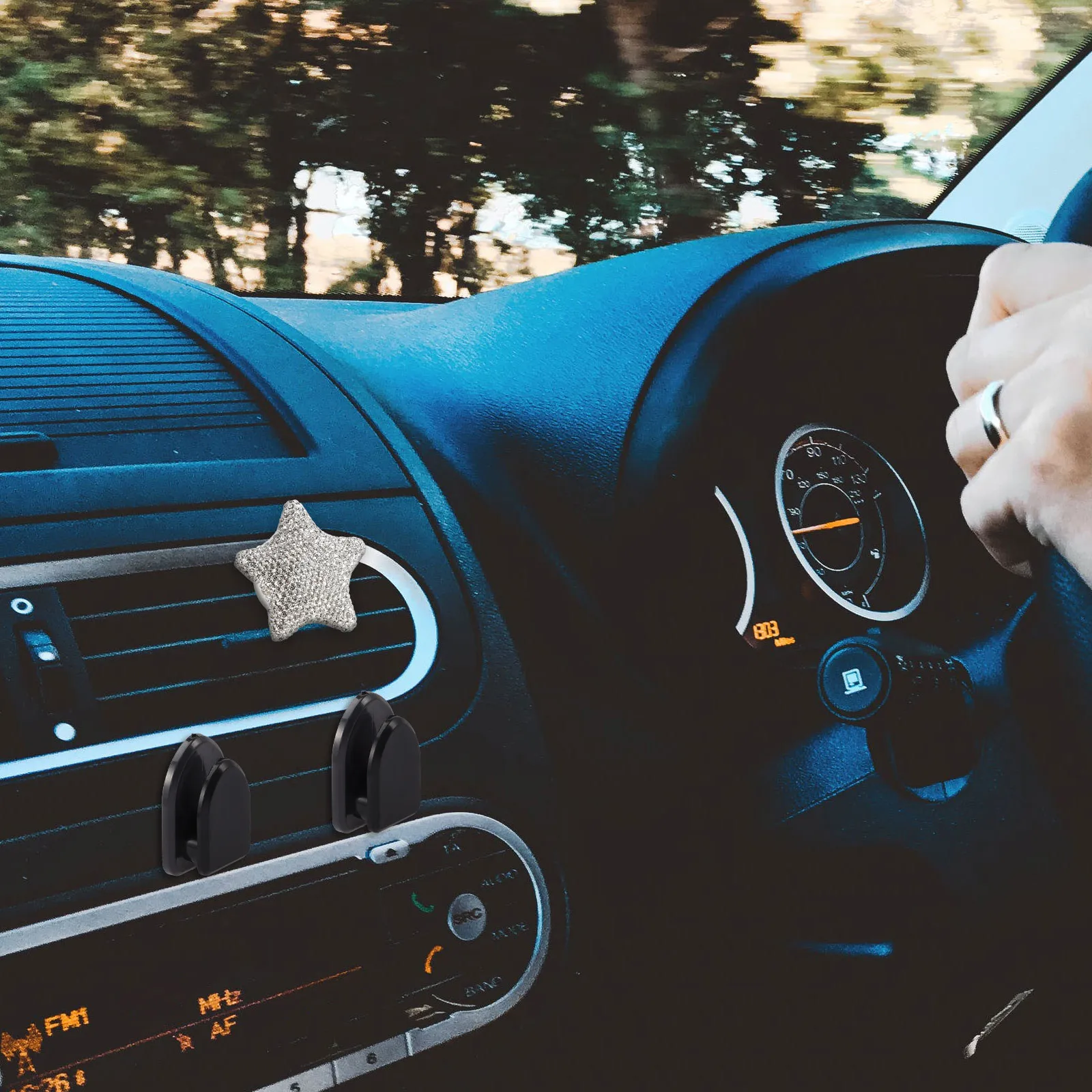 

15Pcs Car Hooks Self Adhesive Hanging Hooks Multifunctional Storage Organizer for Keys Masks Sunglasses Car Accessories