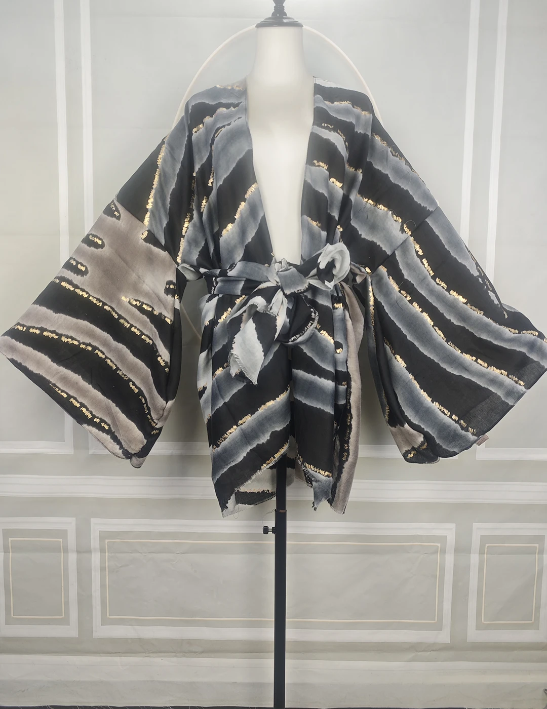 

Fashion Autumn Short Mini Cardigans Match Sash Oversized Printed African Female Short Kimonos Streetwear Long Cardigans Kaftan