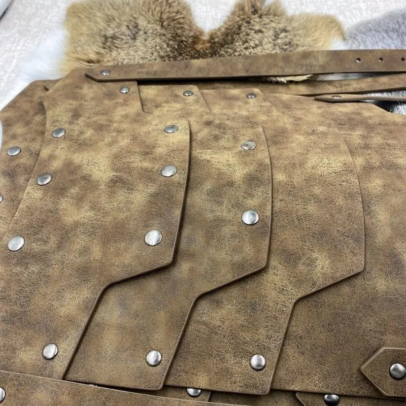 652F هالوين فارس الدروع القرون الوسطى الكتف درع عصر النهضة الدروع الصدر الدروع بولي Leather جلد الجسم مربط صدر الدروع