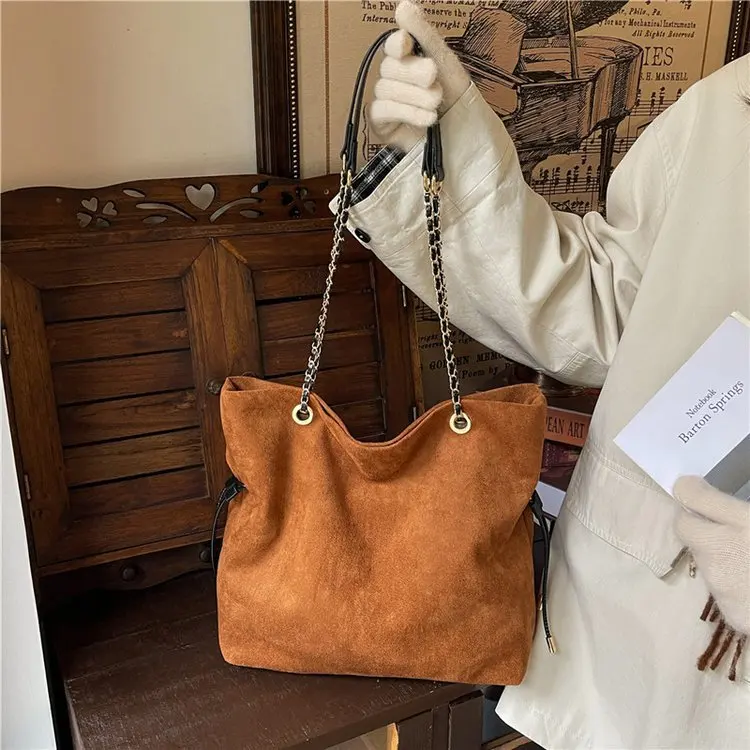 

2025 Women's Niche Small Shoulder Bag, Vegan Leather Multi-way Crossbody Purse, Minimalist Chic Commuter Handbag for Office