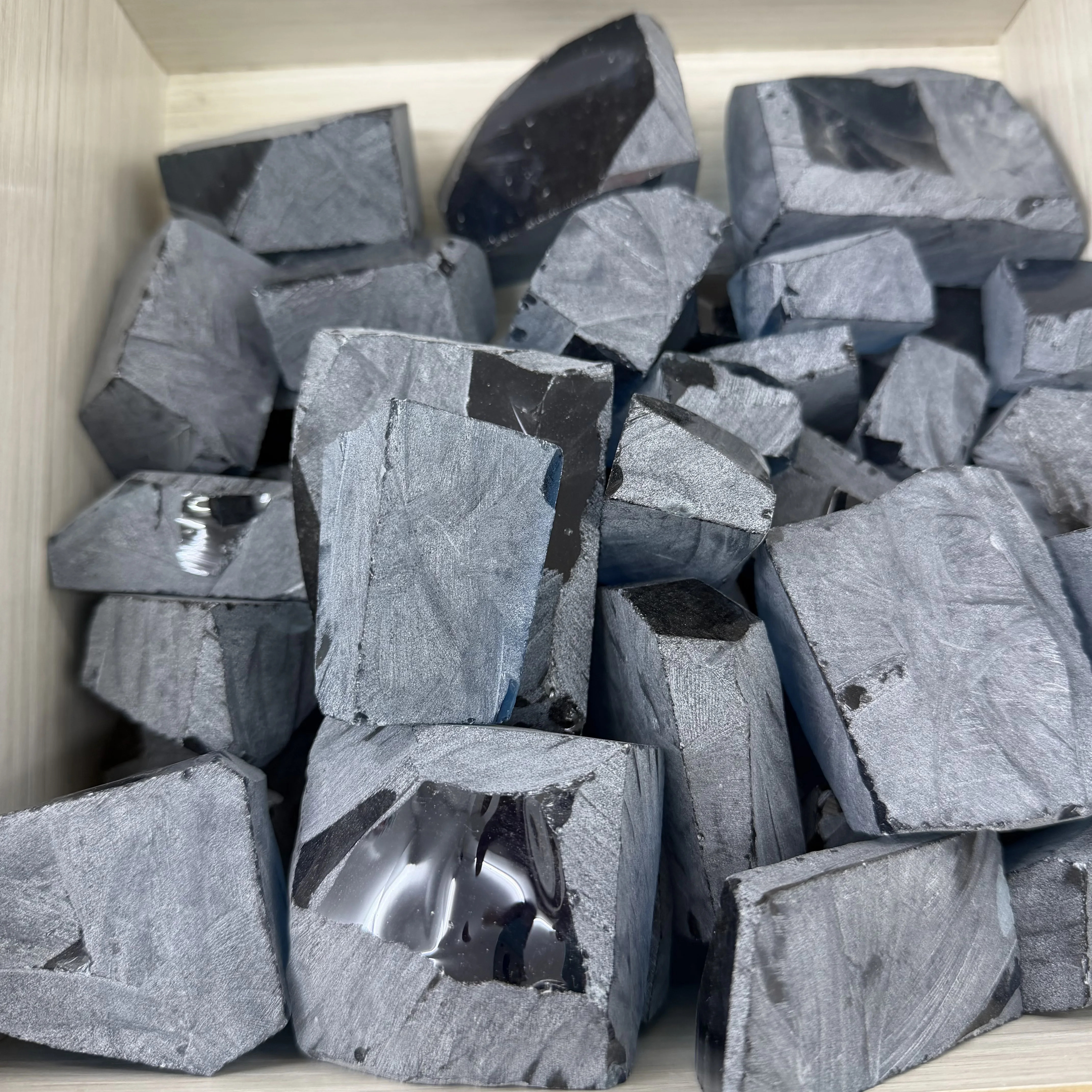 300g Synthetic Nanosital #A111 Sky Blue Topaz Rough Raw Material for Gem Cutting Jewelry Making