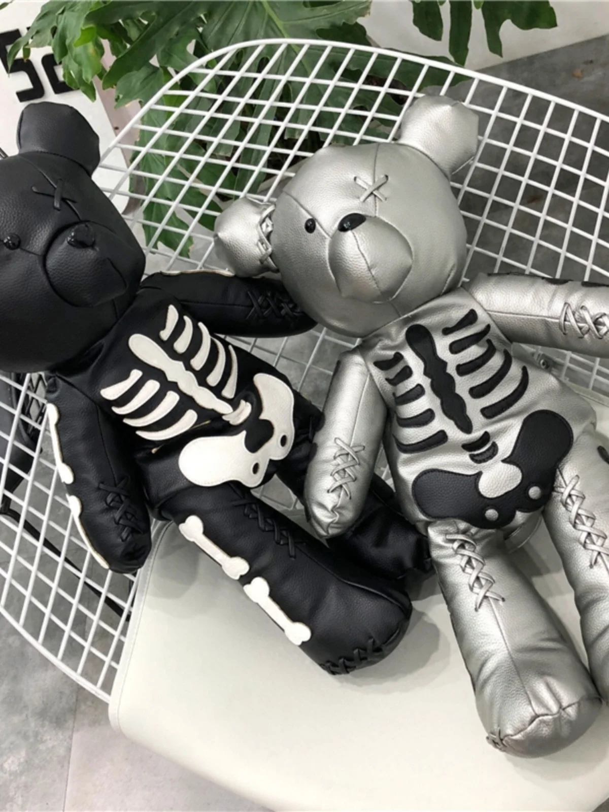 

Korean Sle Violent Bear Skull Cub Personali Women's Bapa Casual Bag Faionable New 2025 Double oulder Bag