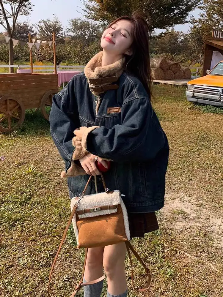 

2025 Winter Women Coat New Retro Faux Shearling Denim Cotton Jacket Premium Fleece Lined Casual Mid Length Cotton Coat