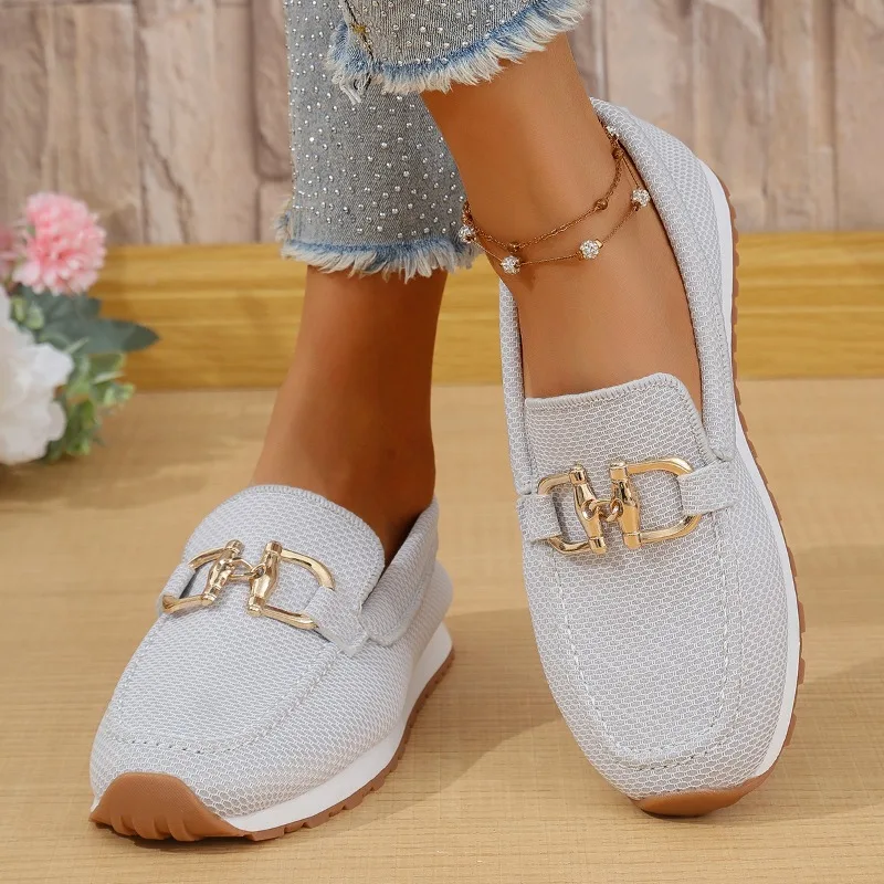 

Luxury Metal Chain Designer Flats for Women 2025 Plus-size 43 Mesh Breathable Loafers for Women Outdoor Casual Vulcanized Shoes