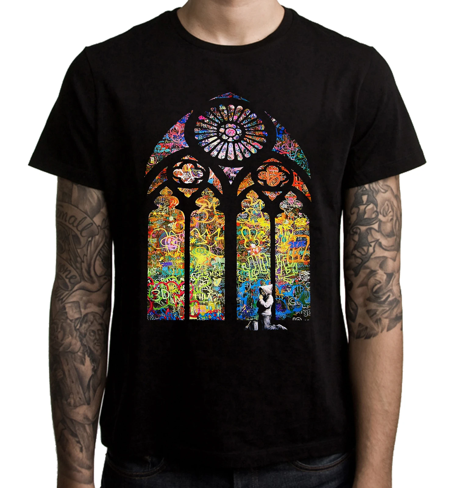 تي شيرت بانكسي من الزجاج الملون - جرافيتي نافذة الكنيسة - المقاسات من S إلى 3XL #1