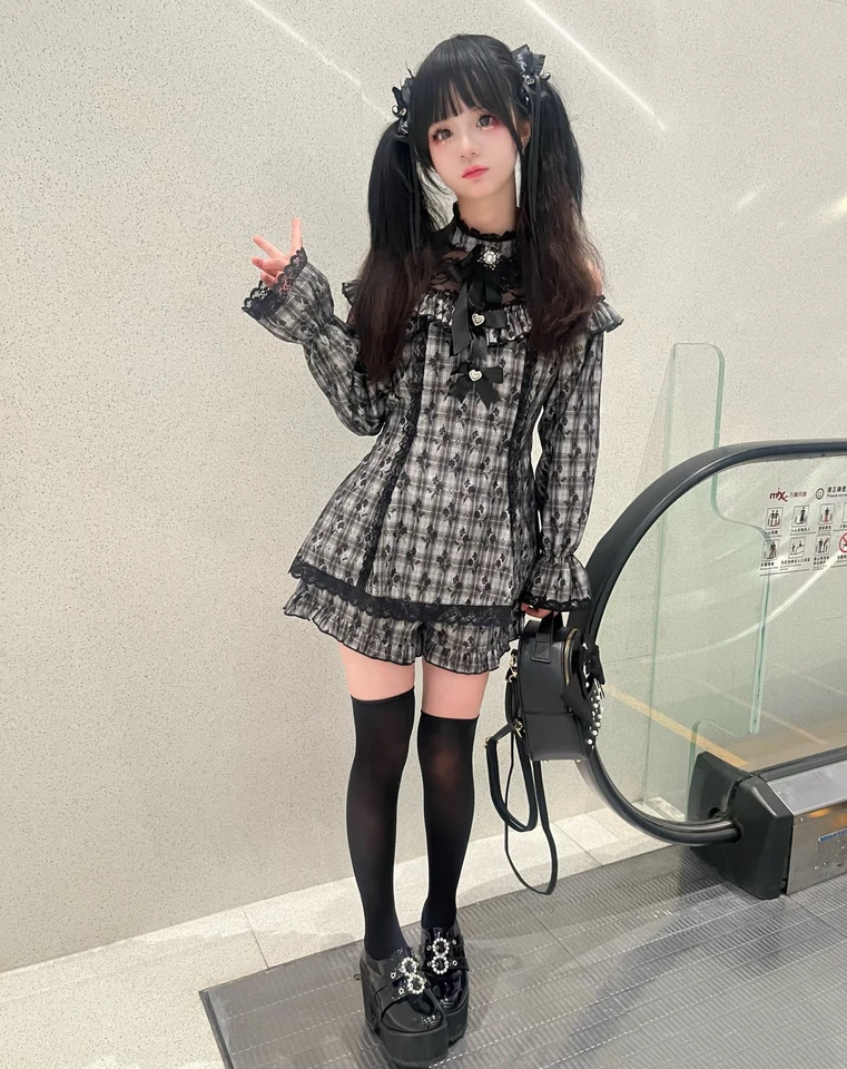 S8f1e28567d4545f5a31ebab08a1a4