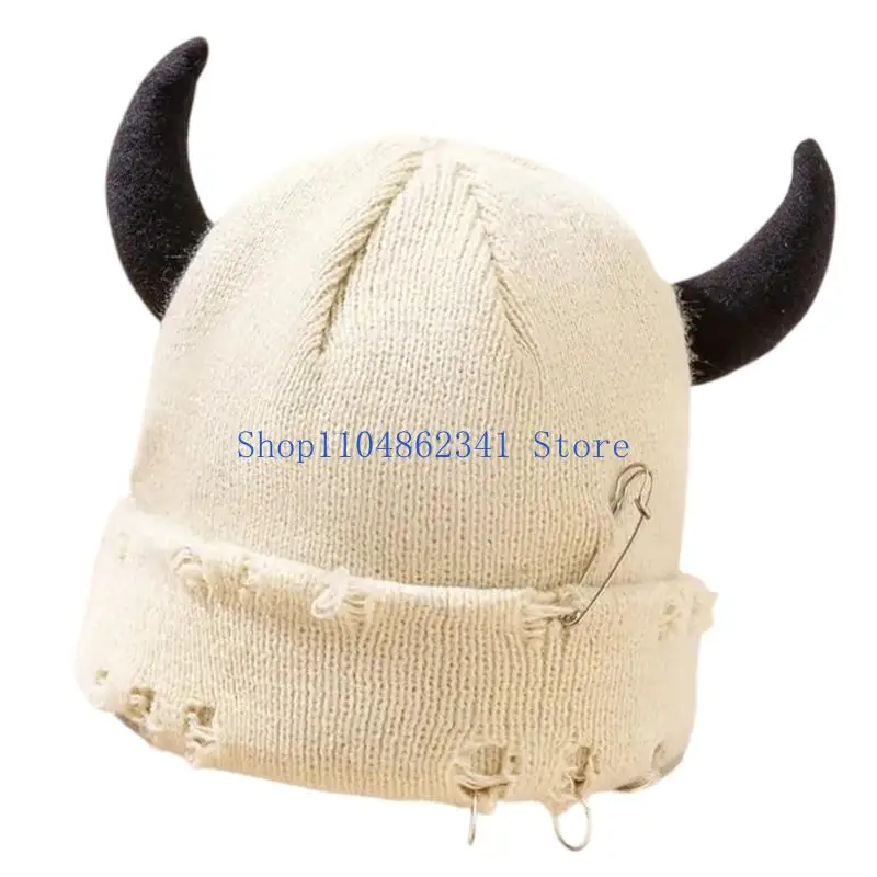 قبعة منسوجة مضلعة أنيقة 5asd مع دبوس معدني مفصل خطة أرجوحة أذن دافئة قابلة للعكس لأزياء المدينة