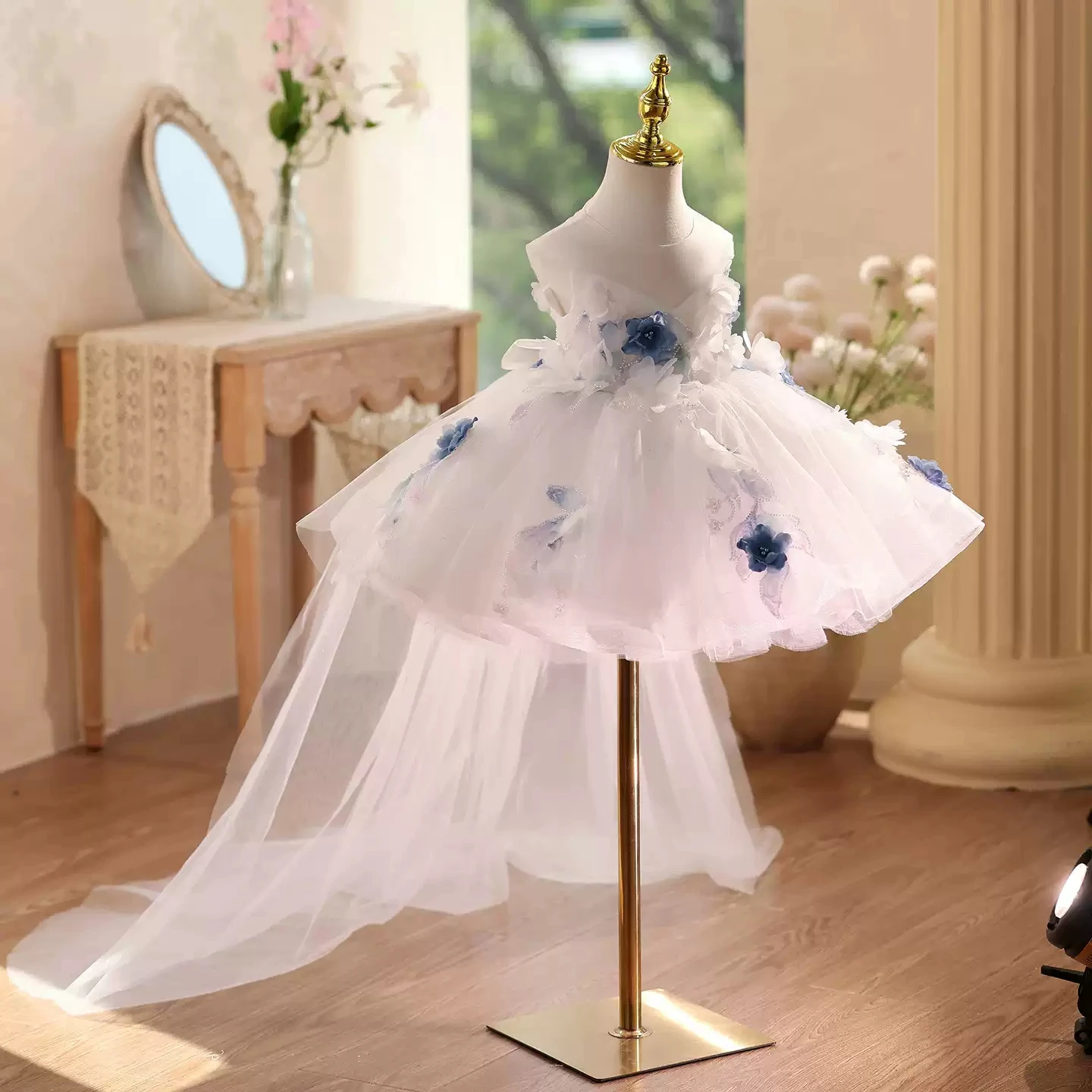 KLFGD New girls' light luxury niche high-end trailing dress flower girl wedding dress white elegant princess dress