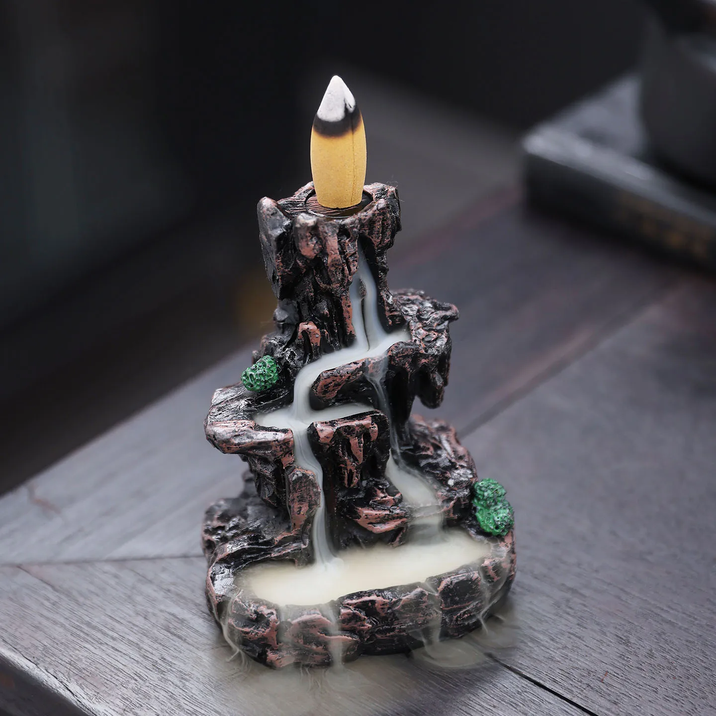Creative Resin Mountain Stream Backflow Incense Burner Waterfall Smoke Fountain Ornament Indoor Home Tea Room Desktop Decor Gift