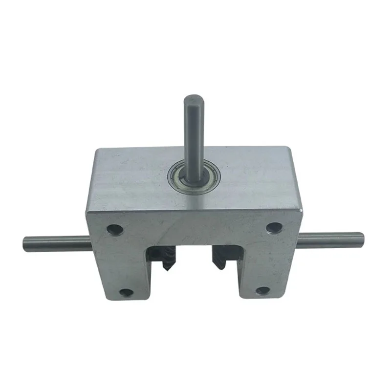 90 Degree Wire Changing Angler Differential Gear Box  Spiral Bevel Gear Shaft 6 Axis 8 Axis 10 Axis Output Shaft Reverse