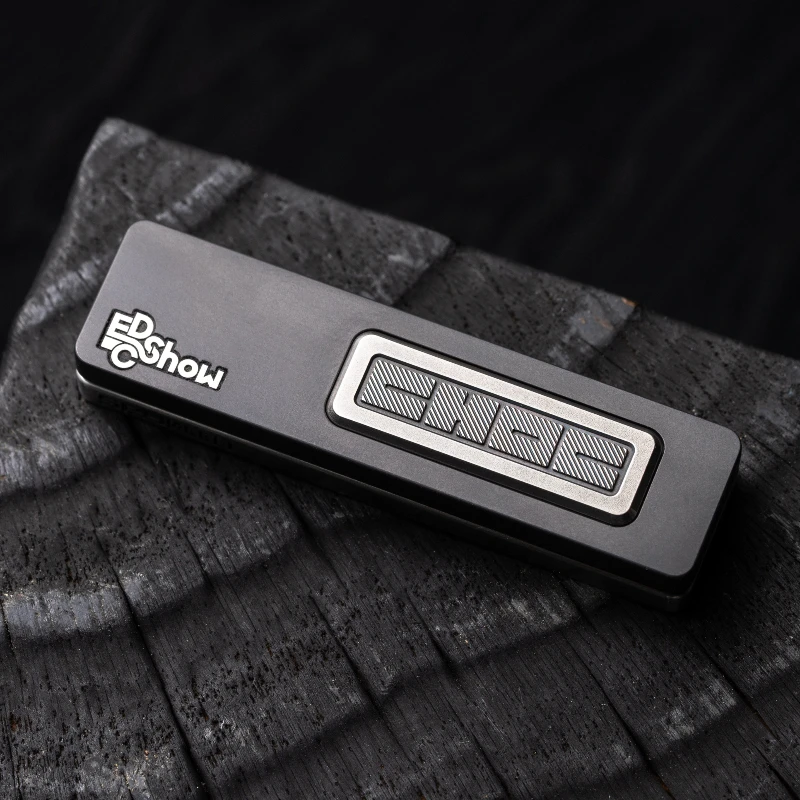 

【 Предпродажа】 Новинка 2023 года LAUTICEHOC, циркониевый сплав, шоколад, механическая металлическая карта с прямым нажатием на кончиках пальцев, игрушка для снятия стресса