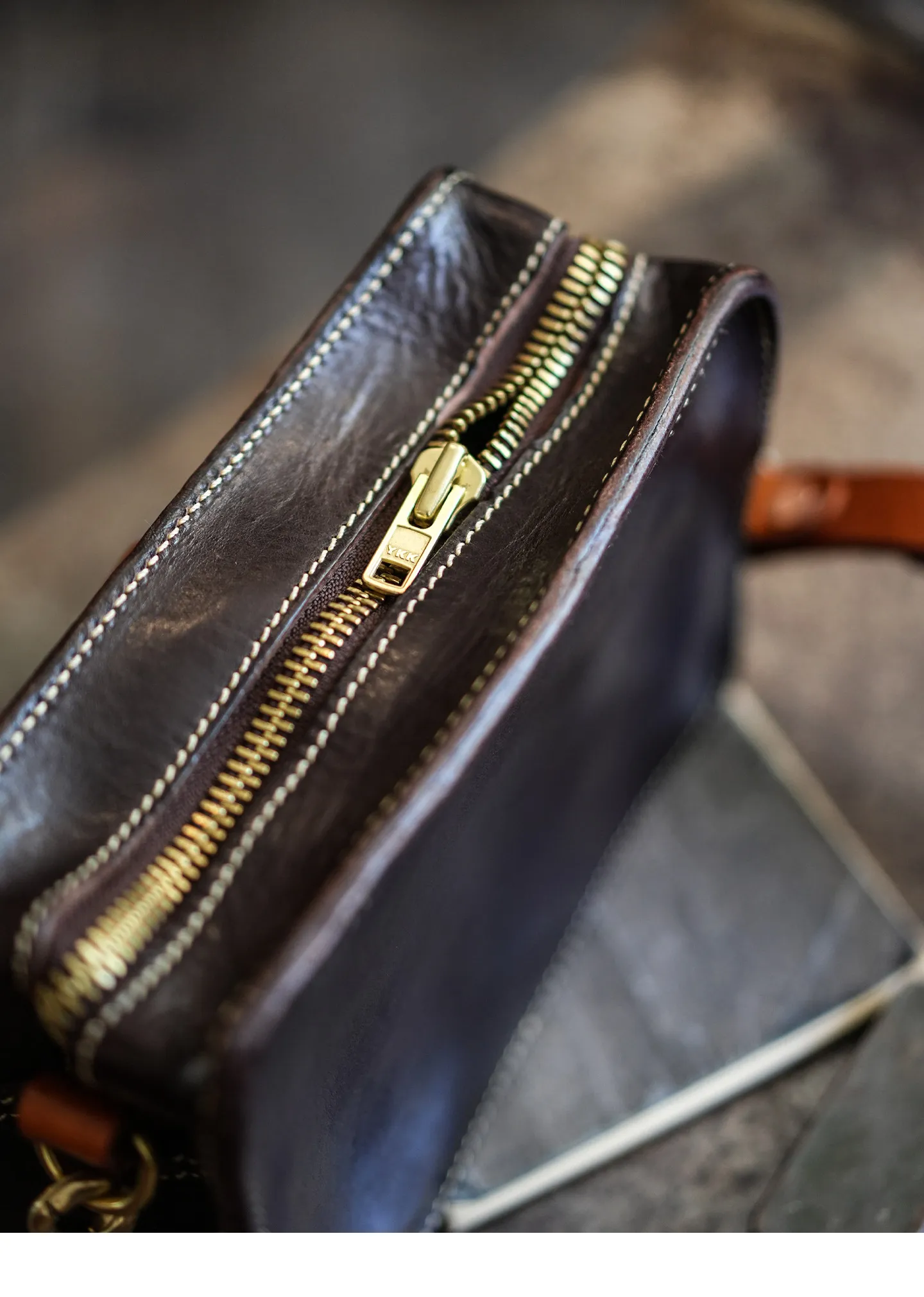 PNDME lässige Vintage-Umhängetasche aus hochwertigem echtem Leder für Herren, Wochenend- und Outdoor-Reise, Rindsleder, Motorrad-Crossbody-Tasche – Detail 14