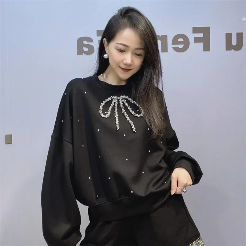 Popular High-end Beautiful Fashion New Loose O-Neck Short Space Cotton Sweatshirts Women's Winter Bow Bead Korean Style Hoodies