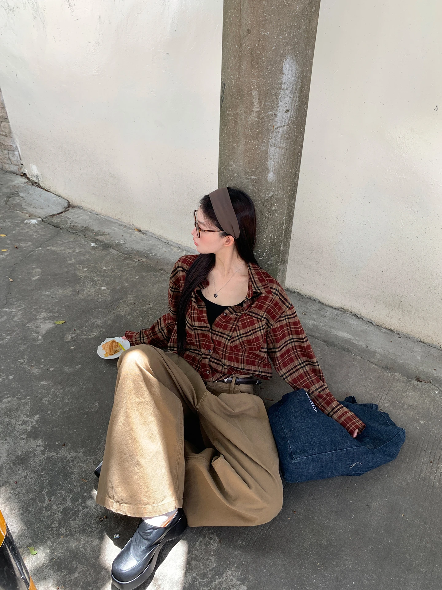 قميص نسائي منقوش من متجر ريد دوت لخريف 2025، تصميم مستقيم بأكمام طويلة وياقة بولو، سماكة عادية، مزيج من البوليستر #5